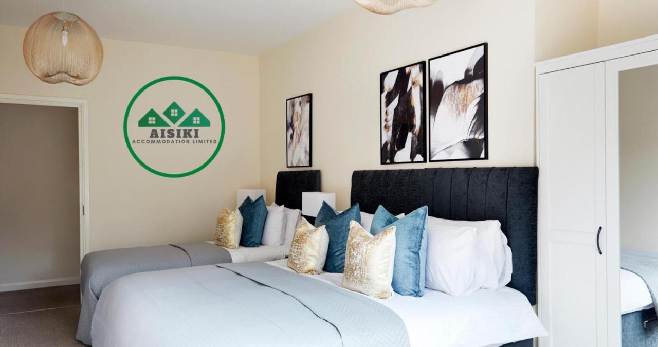 Aisiki Living At Alexandra Road, 2 Bedrooms & 2 Bathrooms With King Or Twin Beds And With Free Wi-Fi & Parking واتفورد المظهر الخارجي الصورة